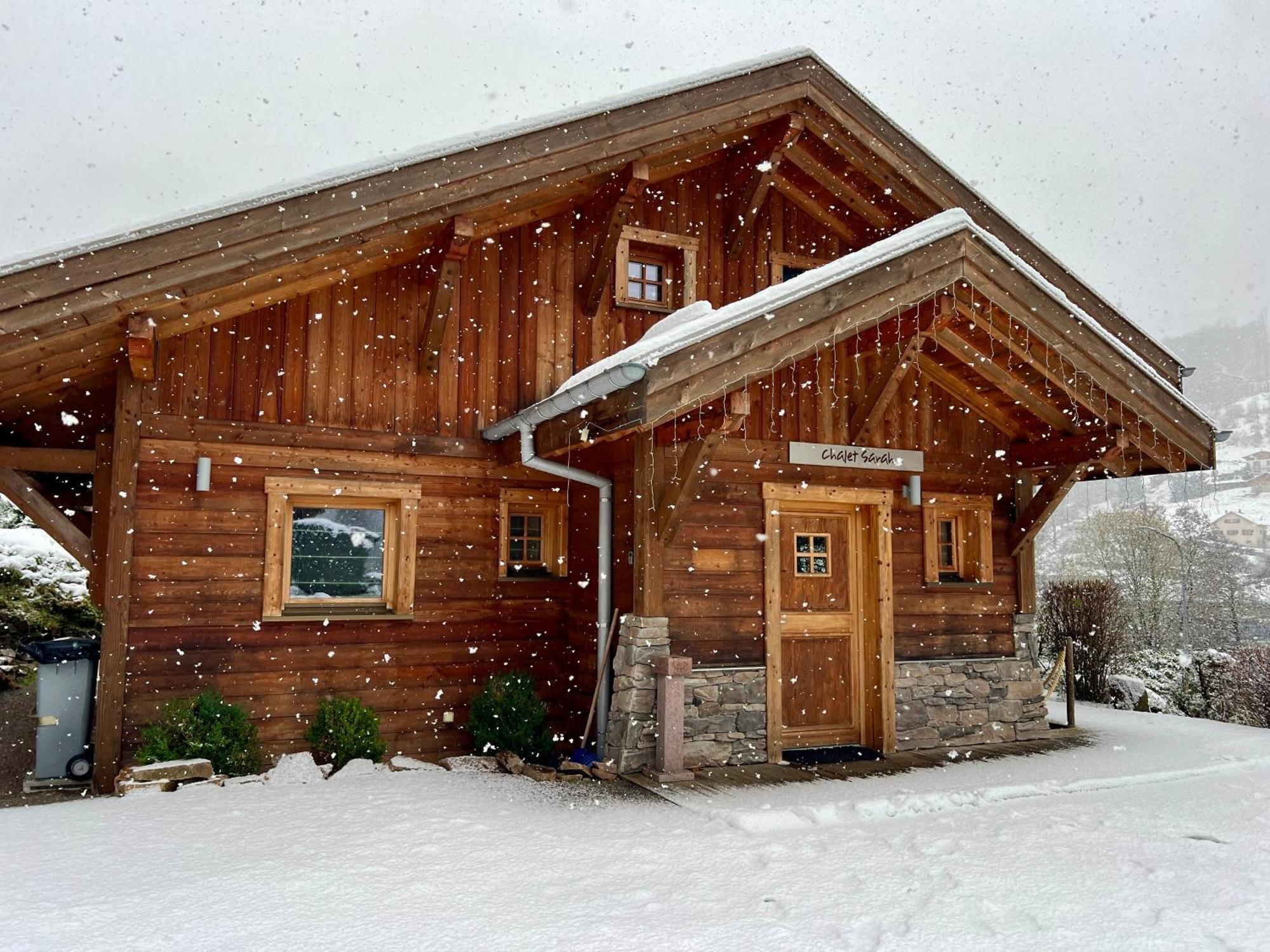 Logis Hotel, Chalets Et Restaurant Les Chatelmines Ла-Бресс Екстер'єр фото