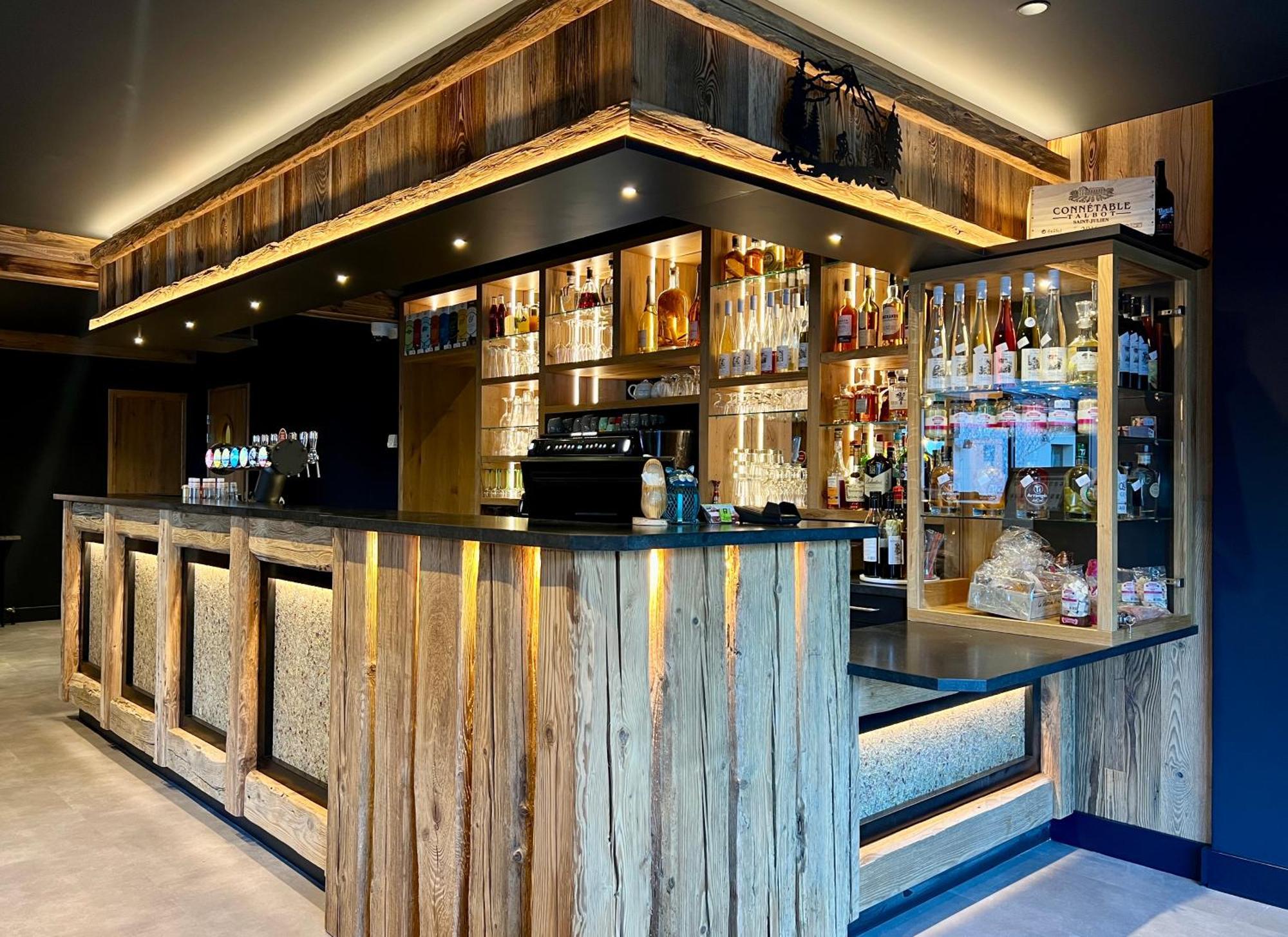 Logis Hotel, Chalets Et Restaurant Les Chatelmines Ла-Бресс Екстер'єр фото